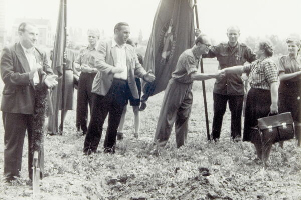28. April 1954